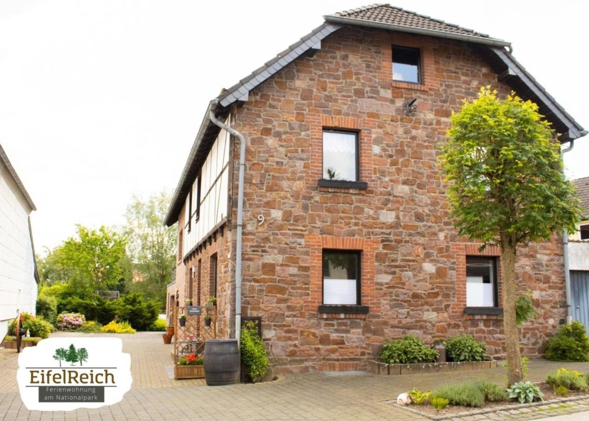Ferienwohnung Eifelreich ชไลเดิน ภายนอก รูปภาพ